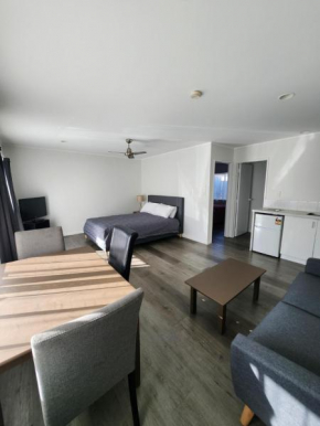 Gardena Court Motel